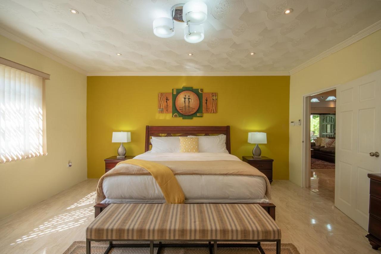 Tropical Escape Villa Ocho Rios Eksteriør bilde